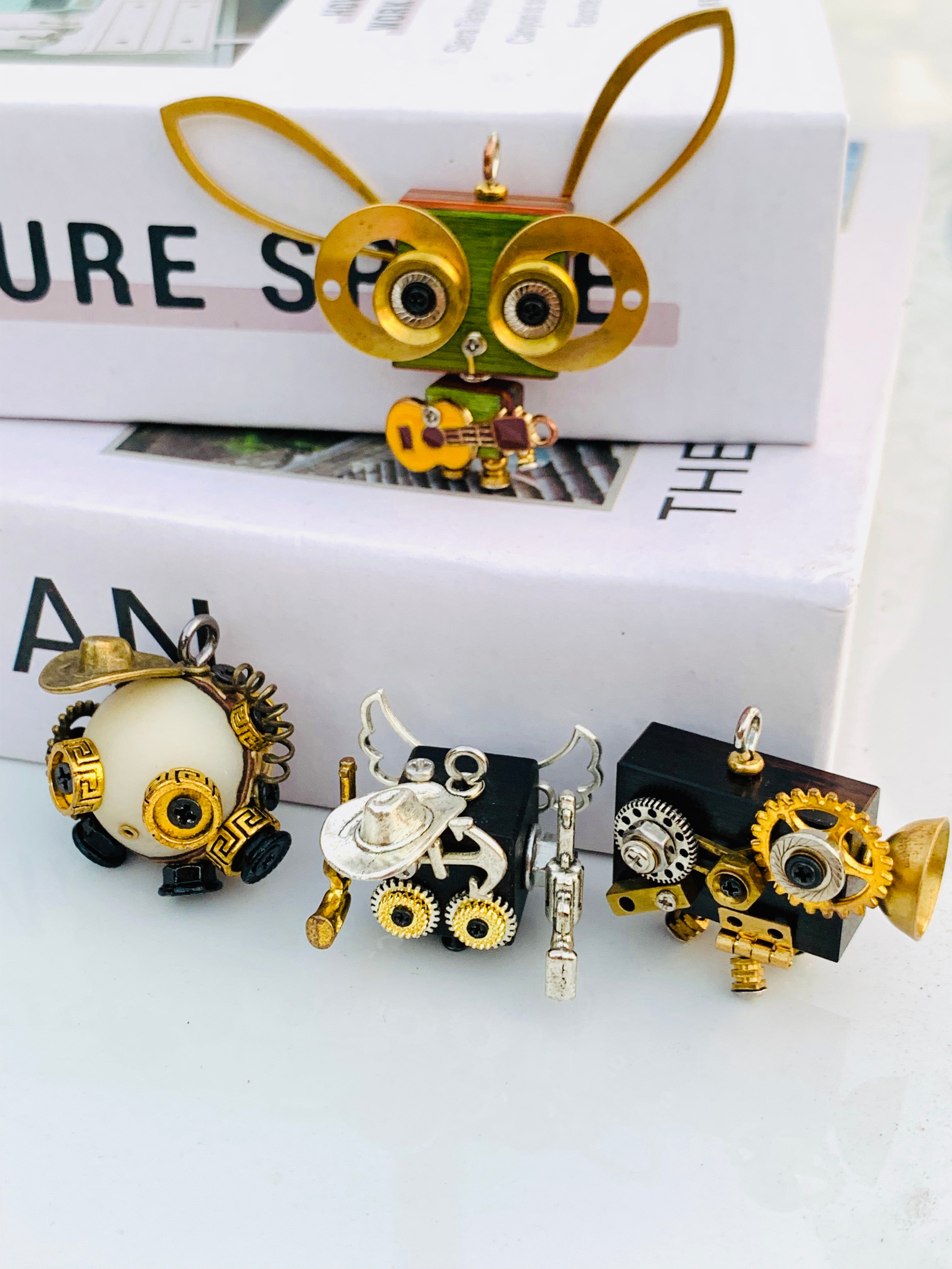 Limited Handmade Retro Robot Pendant – Steampunk Style Art Necklace