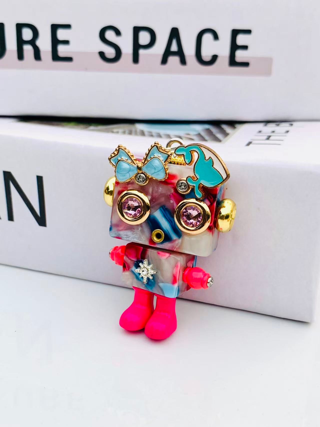 Handcrafted Retro Robot Pendant – Cute Art Doll Keychain Gift